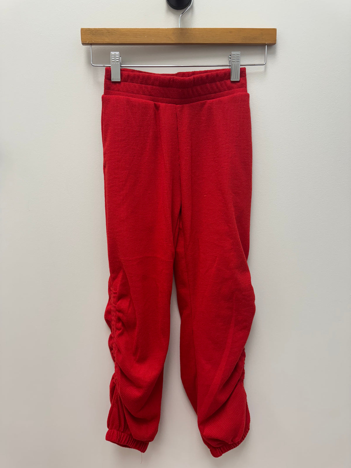 Kiss me Red Joggers